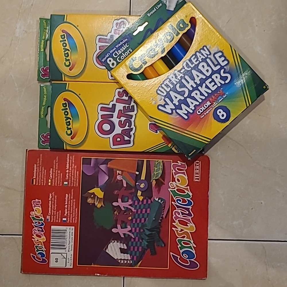 4 colored crayola marker oil pastel pack coloring paper